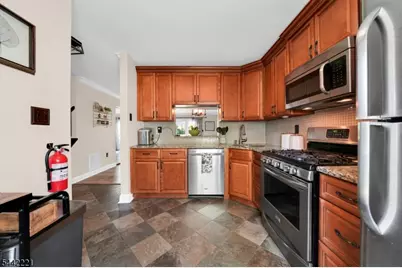 183 Gettysburg Way, Lincoln Park, NJ 07035 - Photo 4