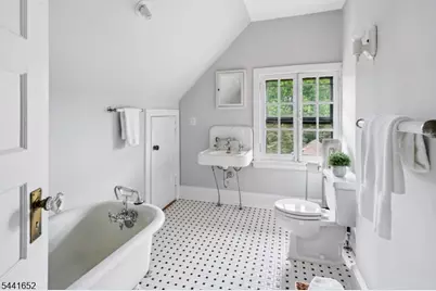 3 Overlook Ave, West Orange Township, NJ 07052 - Photo 22