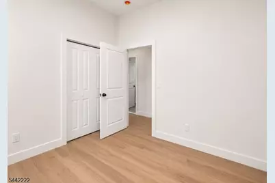 366 21st St, Irvington, NJ 07111 - Photo 6