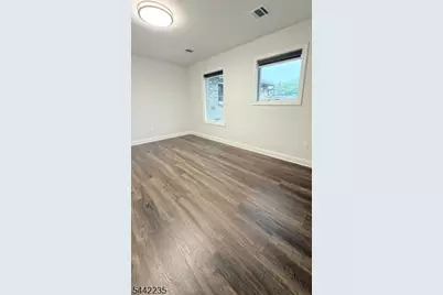 211 Main St #3, Butler, NJ 07405 - Photo 6