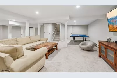 1 York Pl, North Caldwell, NJ 07006 - Photo 36
