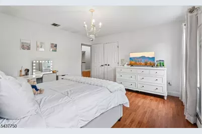 1 York Pl, North Caldwell, NJ 07006 - Photo 28