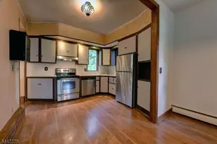 8 Brian Ct, Pequannock Township, NJ 07440 - Photo 6