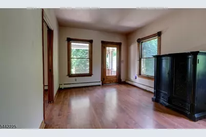 8 Brian Ct, Pequannock Township, NJ 07440 - Photo 12
