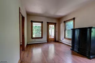 8 Brian Ct, Pequannock Township, NJ 07440 - Photo 12