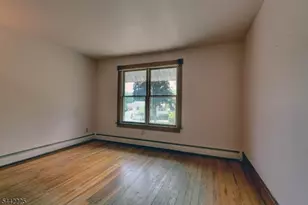 8 Brian Ct, Pequannock Township, NJ 07440 - Photo 16