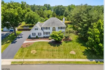 24 Powelson Dr, Hillsborough Township, NJ 08844 - Photo 2