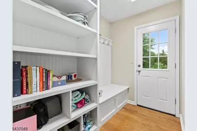 24 Powelson Dr, Hillsborough Township, NJ 08844 - Photo 18