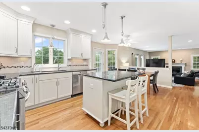 24 Powelson Dr, Hillsborough Township, NJ 08844 - Photo 12