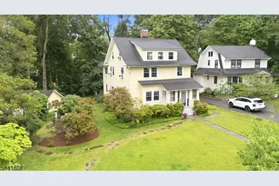 35 Glenside Rd, South Orange, NJ 07079 - Photo 2