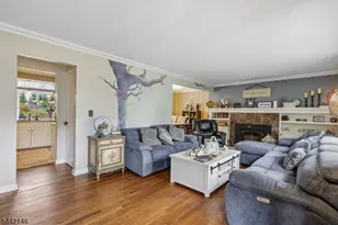 49 Pancake Hollow Dr, Wayne, NJ 07470 - Photo 4