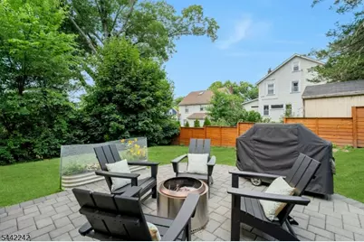 23 Broadview Ave, Maplewood, NJ 07040 - Photo 40