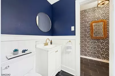 23 Broadview Ave, Maplewood, NJ 07040 - Photo 26