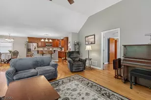 26 Maclennon Pl, Fanwood, NJ 07023 - Photo 4