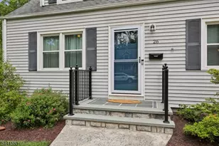 26 Maclennon Pl, Fanwood, NJ 07023 - Photo 2