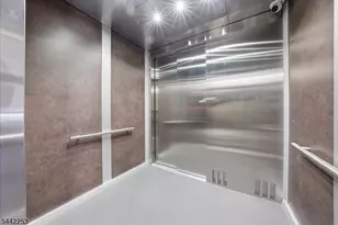 21 Lincoln Park, Newark, NJ 07102 - Photo 26