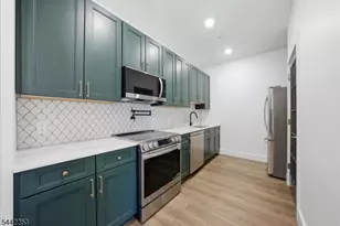 21 Lincoln Park, Newark, NJ 07102 - Photo 8