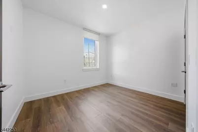 21 Lincoln Park #101, Newark, NJ 07102 - Photo 16