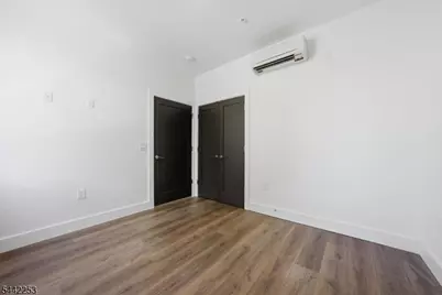 21 Lincoln Park #101, Newark, NJ 07102 - Photo 24