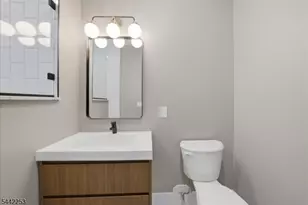 21 Lincoln Park, Newark, NJ 07102 - Photo 12