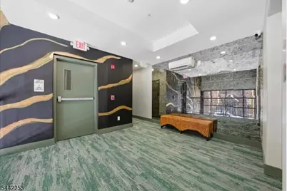 21 Lincoln Park #101, Newark, NJ 07102 - Photo 20