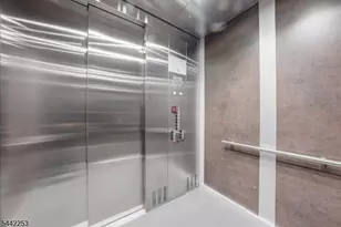 21 Lincoln Park, Newark, NJ 07102 - Photo 22
