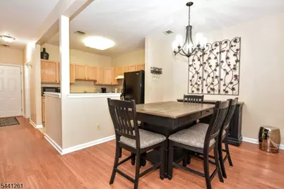 124 Barrister Dr #124, Butler, NJ 07405 - Photo 6