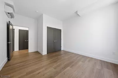 21 Lincoln Park #302, Newark, NJ 07102 - Photo 16
