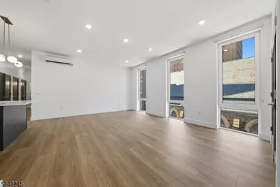 21 Lincoln Park #302, Newark, NJ 07102 - Photo 1