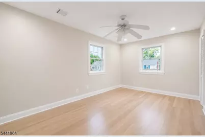 21 Glannon Rd, Livingston, NJ 07039 - Photo 16