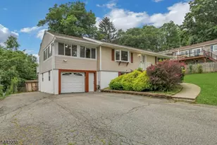 406 High Crest Dr, West Milford, NJ 07480 - Photo 2
