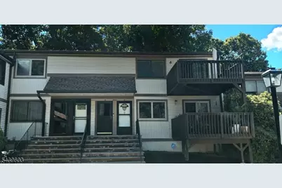 1907B Stonegate Ln #1907, Stanhope, NJ 07874 - Photo 2