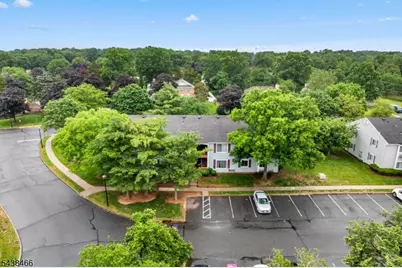 111 Aimwick Ct, Franklin Township, NJ 08873 - Photo 4