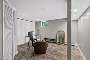 475 Rifle Camp Rd, Woodland Park, NJ 07424 - Photo 16