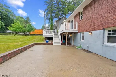 475 Rifle Camp Rd, Woodland Park, NJ 07424 - Photo 38