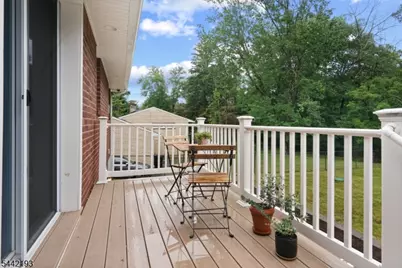 475 Rifle Camp Rd, Woodland Park, NJ 07424 - Photo 32