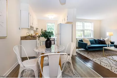 101 Gates Ave #4, Montclair Twp., NJ 07042 - Photo 8
