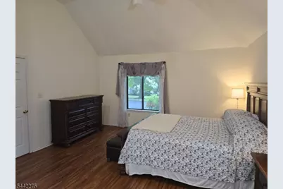 41 Arbor Cir, Bernards Township, NJ 07920 - Photo 8