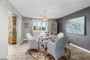 9 Ernella Dr, White Township, NJ 07823 - Photo 6