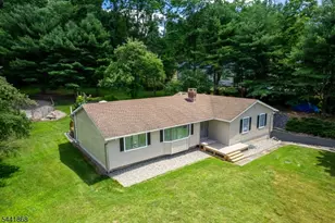 9 Ernella Dr, White Township, NJ 07823 - Photo 34