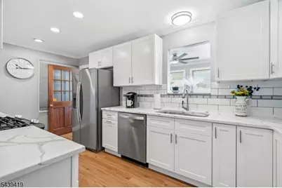 1118 Stockton Rd, Linden, NJ 07036 - Photo 12