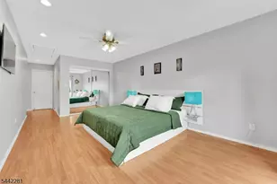 203 Kingsberry Dr, Franklin Township, NJ 08873 - Photo 12