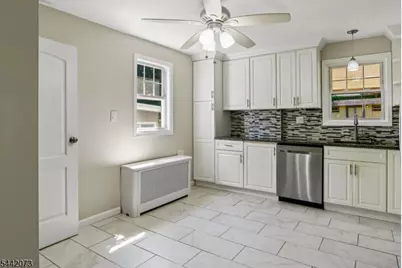587 Woodland Ave, Mountainside, NJ 07092 - Photo 10