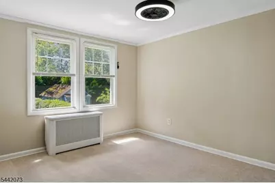 587 Woodland Ave, Mountainside, NJ 07092 - Photo 20