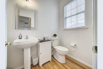 10 Jockey Ln, Raritan Township, NJ 08822 - Photo 18