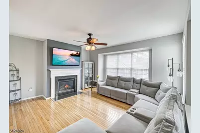 10 Jockey Ln, Raritan Township, NJ 08822 - Photo 10
