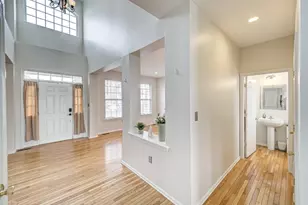 10 Jockey Ln, Raritan Township, NJ 08822 - Photo 2