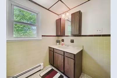 49 Parkway, Little Falls Township, NJ 07424 - Photo 32