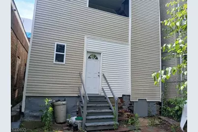 590 Hunterdon St, Newark, NJ 07108 - Photo 24