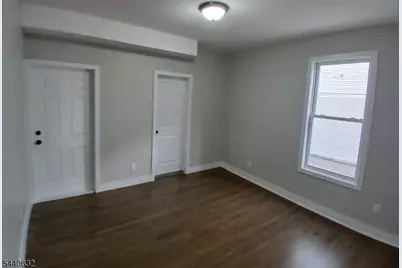 590 Hunterdon St, Newark, NJ 07108 - Photo 16